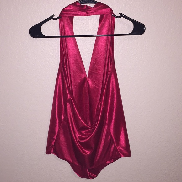 Red silky halter with front draping - Picture 2 of 4